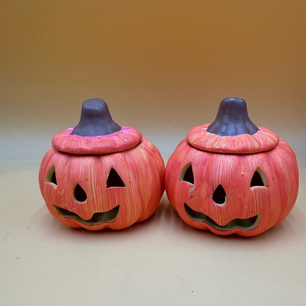 Vintage ceramic jack o lantern pumpkin votive holder, Halloween